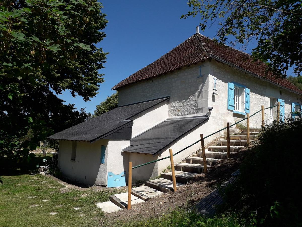 Le Moulin Bleu Bed & Breakfast Seigy Exterior photo